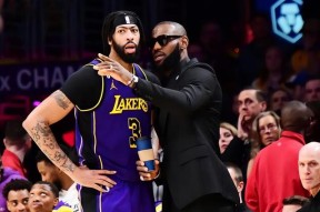 亚博体育-浓眉哥在美国队比赛中赛况扑朔迷离，赛事规则更新引发热议！的简单介绍