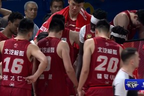 亚博-包含冲刺阶段浙江队回应争议：CBA常规赛节点到来，引发热议，控场能力受关注的词条