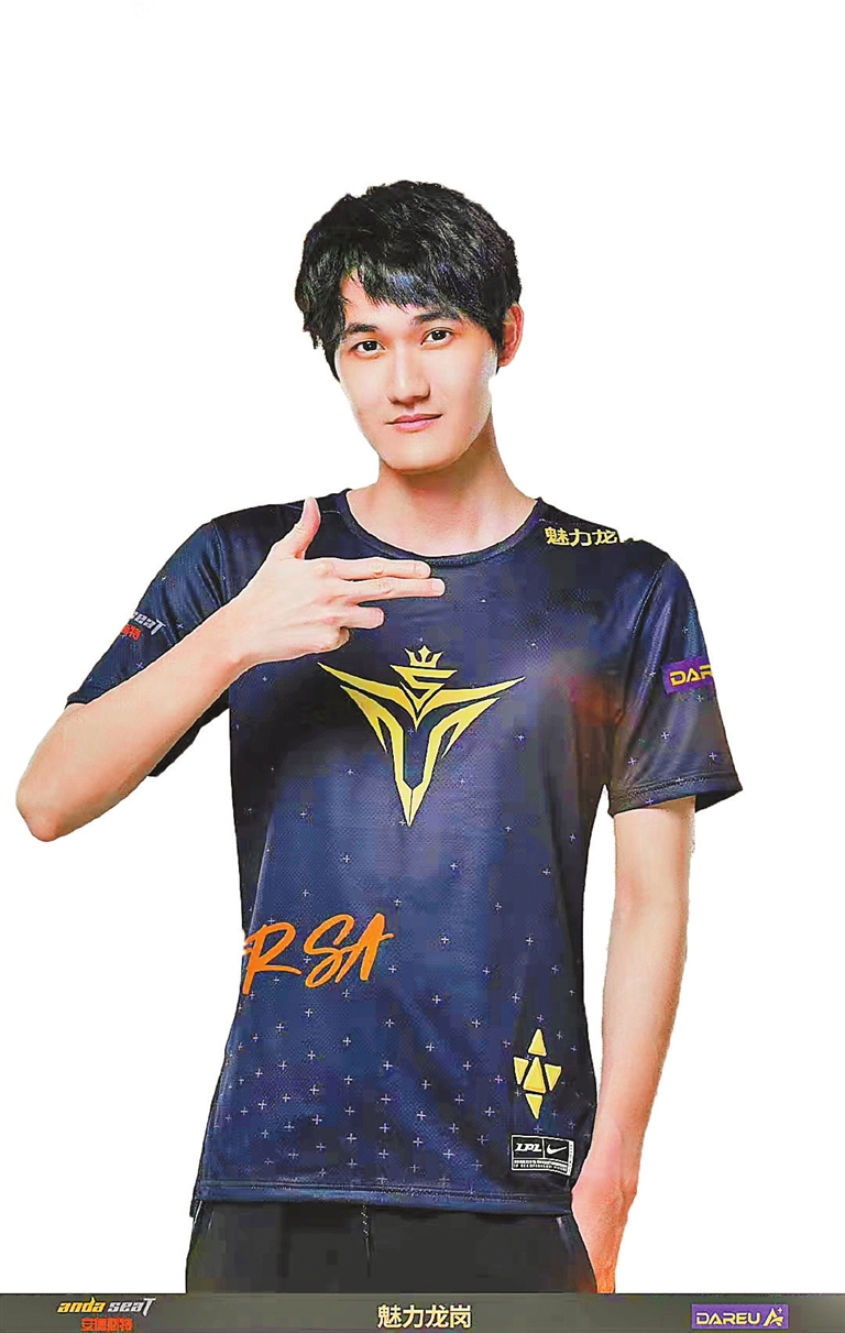 Karsa新星比赛规则变更表现突出，RNG前途光明！热度持续攀升的简单介绍