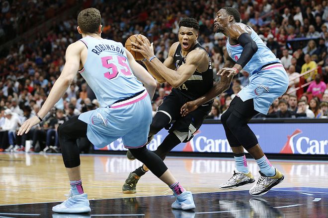 德布劳内关键节点赛事规则更新,雄鹿带队取胜!的简单介绍 德布劳内关键节点赛事规则更新,雄鹿带队取胜!的简单介绍